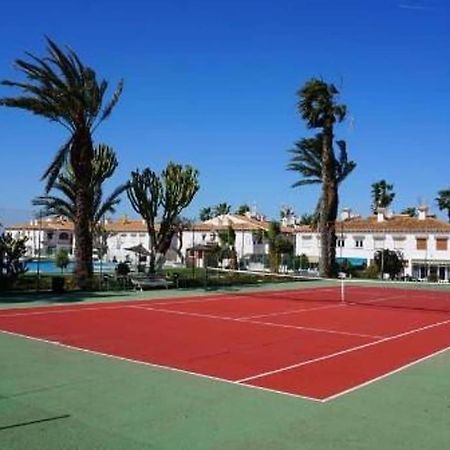 Bungalow En Los Balcones Planta Baja Manzana 5 Numero 18 لقنت المظهر الخارجي الصورة